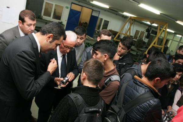 K. Çekmece PAGEV Mesleki ve Teknik Anadolu Lisesi öğrencileri MAKPLAST tesislerini incelediler