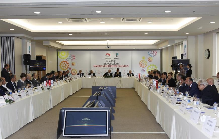 Plastik İşleme Makinaları Sektörü Destek Bekliyor