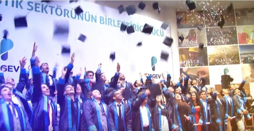 Öğrenci gözüyle; PAGEV Küçükçekmece Mesleki ve Teknik Anadolu Lisesi Mezuniyeti