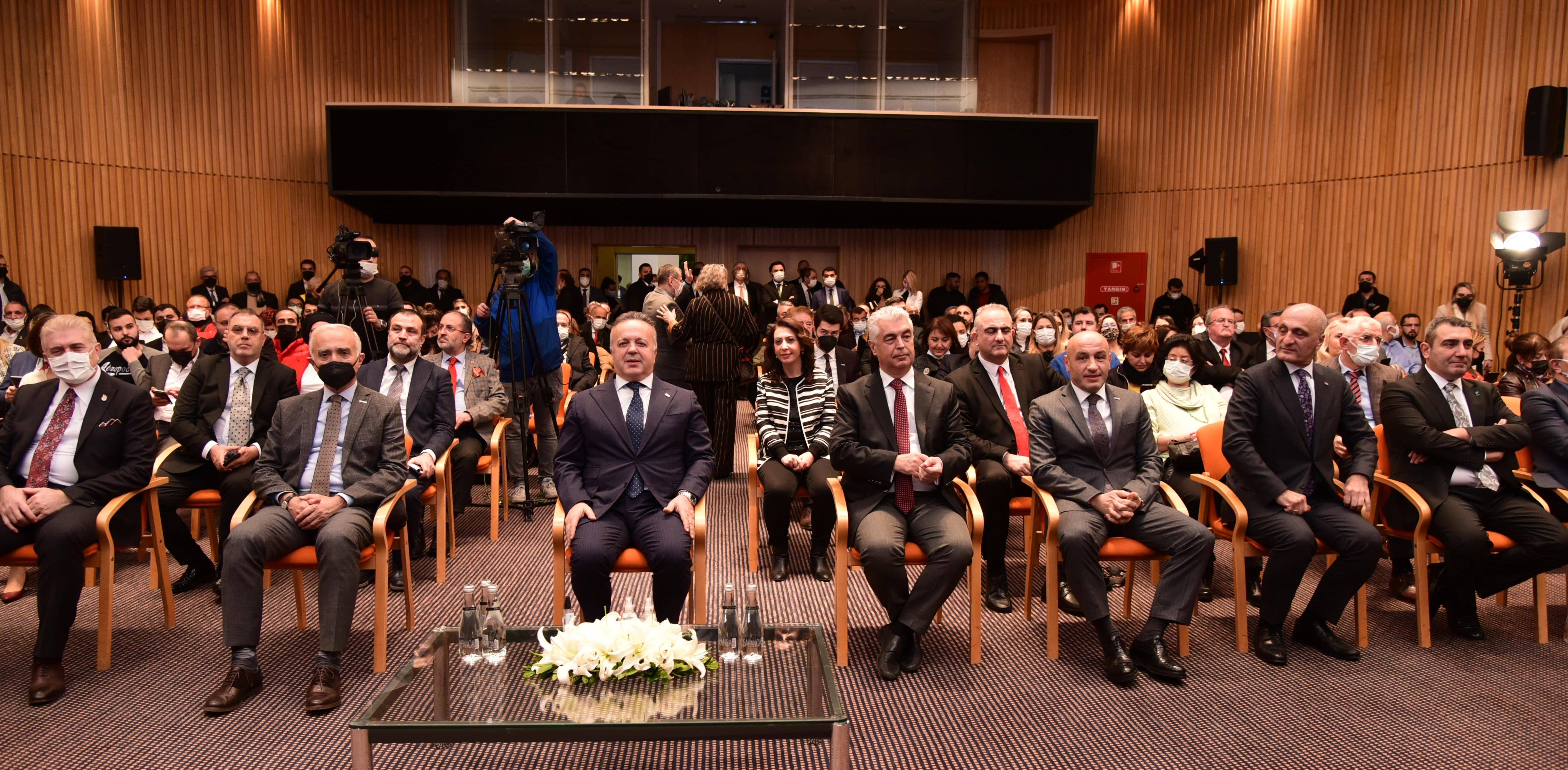 EKONOMİ BASINI EGD'NİN GECESİNDE BULUŞTU